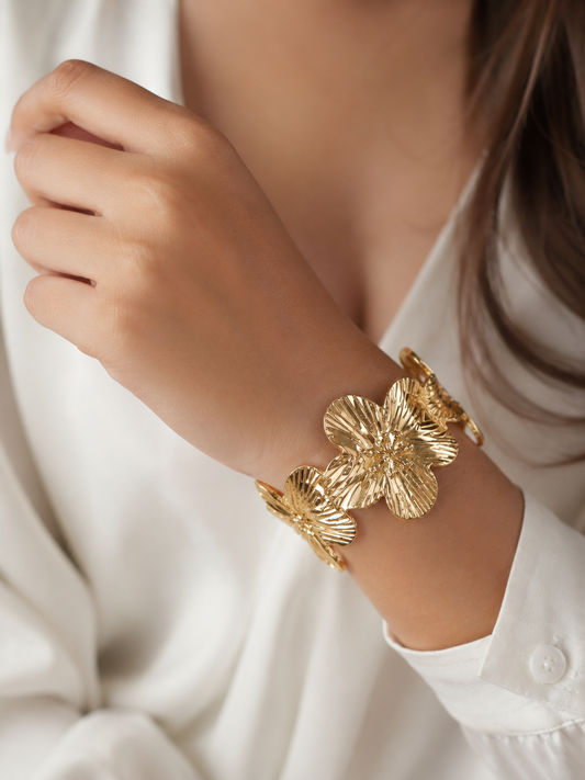Golden Floral Korean Bracelet Anti-Tarnish for Women ( Adjustable Size )